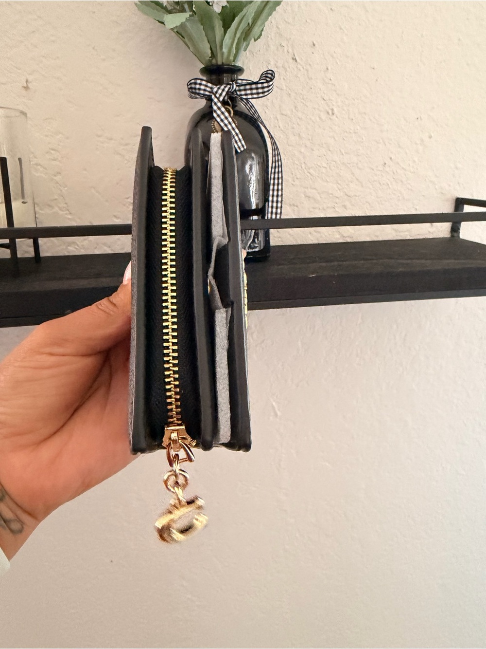 Coach Wallet - Picture 4 of 8